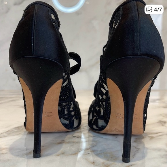 Oscar de la Renta Black Lace Tie Pumps | Made in Italy | Size 40 - Picture 5 of 8